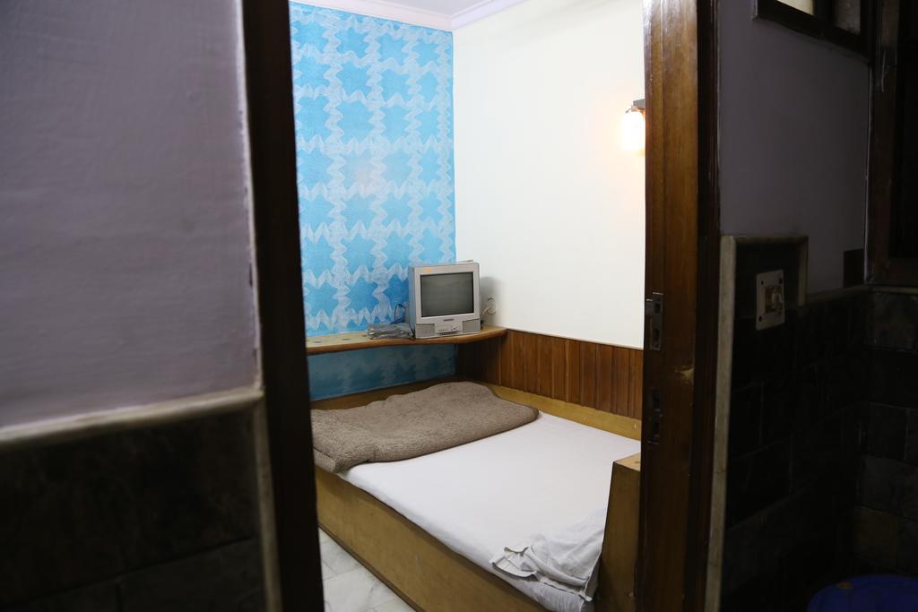 Yes Please Guest House Nuova Delhi Esterno foto