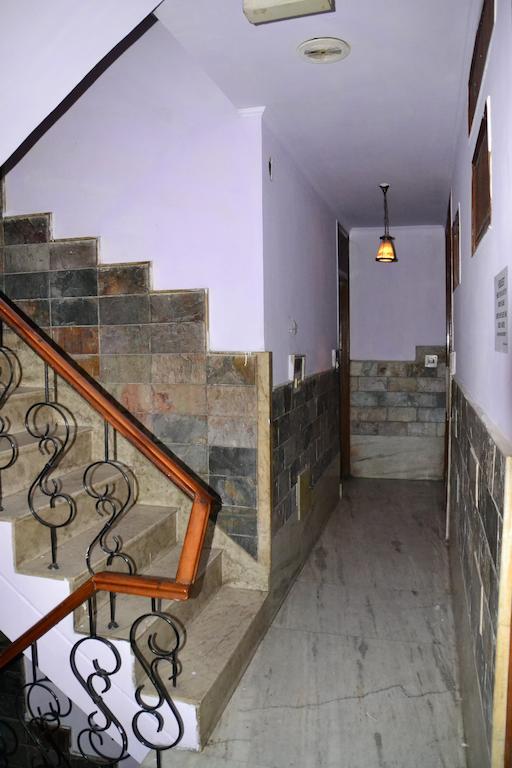 Yes Please Guest House Nuova Delhi Esterno foto